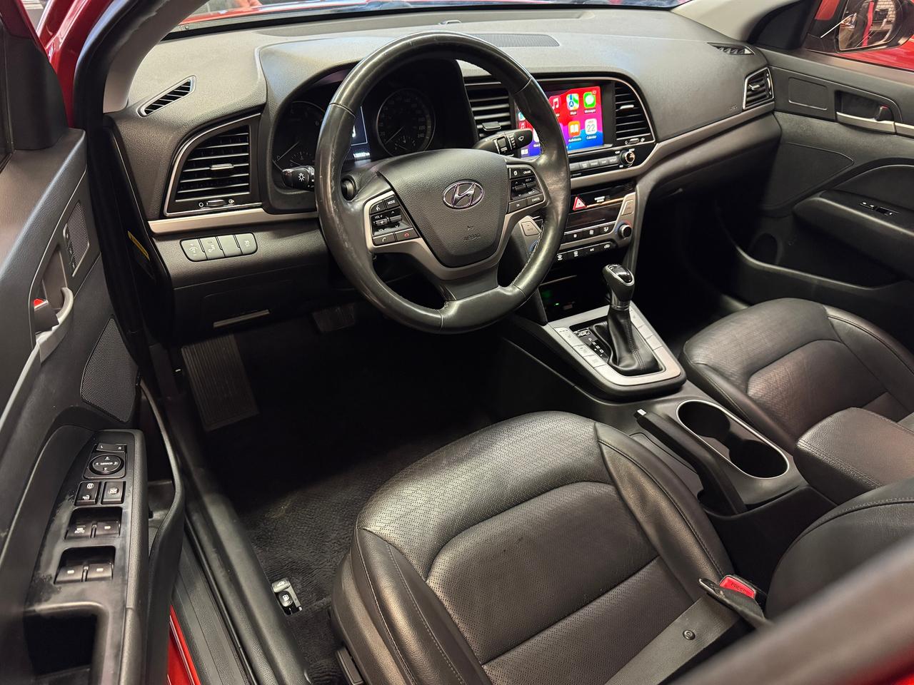 2017 Hyundai Elantra LIMITED+sunroof+GPS+ApplePlay+Heated Steering Photo