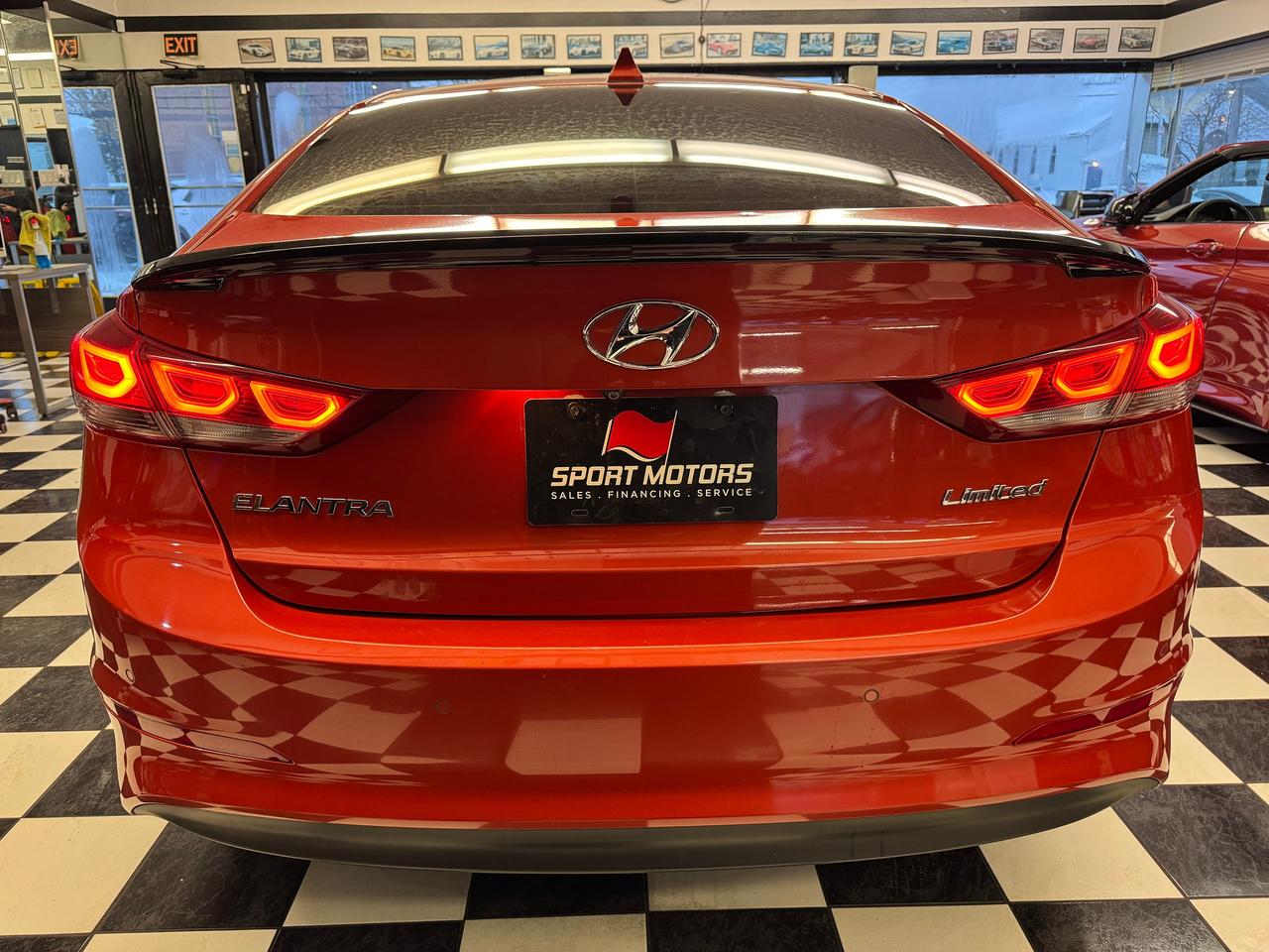 2017 Hyundai Elantra LIMITED+sunroof+GPS+ApplePlay+Heated Steering Photo