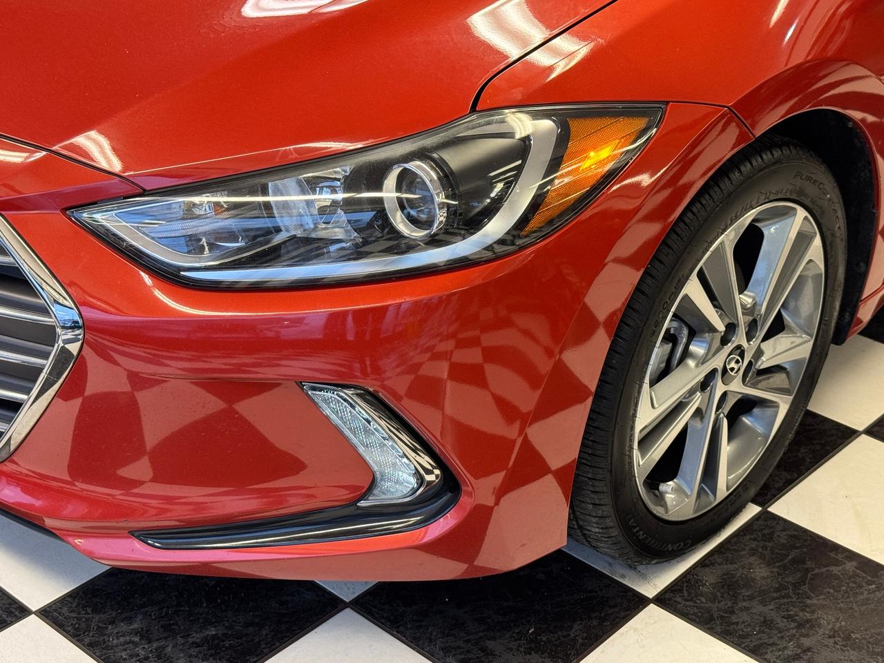 2017 Hyundai Elantra LIMITED+sunroof+GPS+ApplePlay+Heated Steering Photo