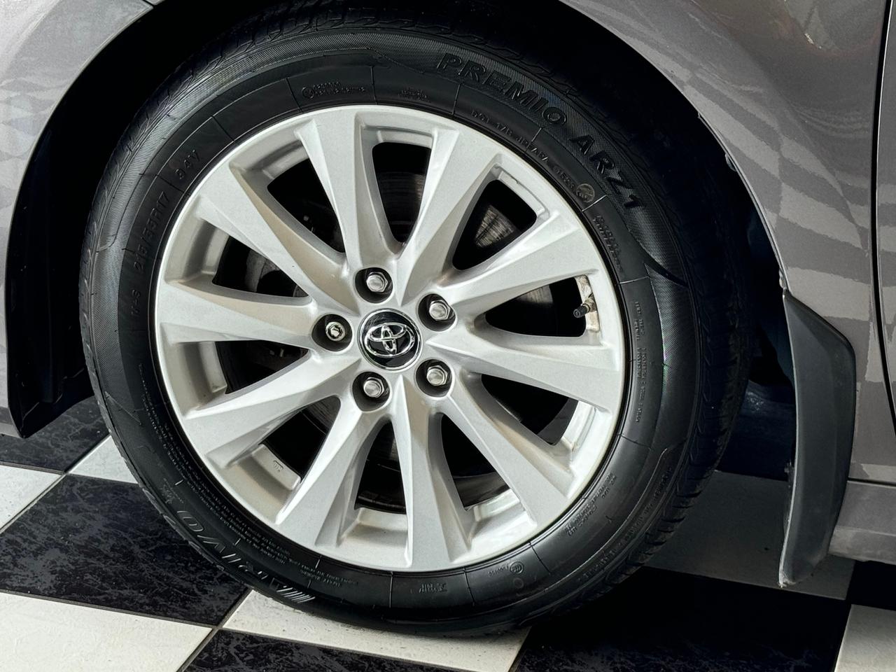 2019 Toyota Camry LE+Adaptive Cruise+Lane Keep Assis+Camera Photo