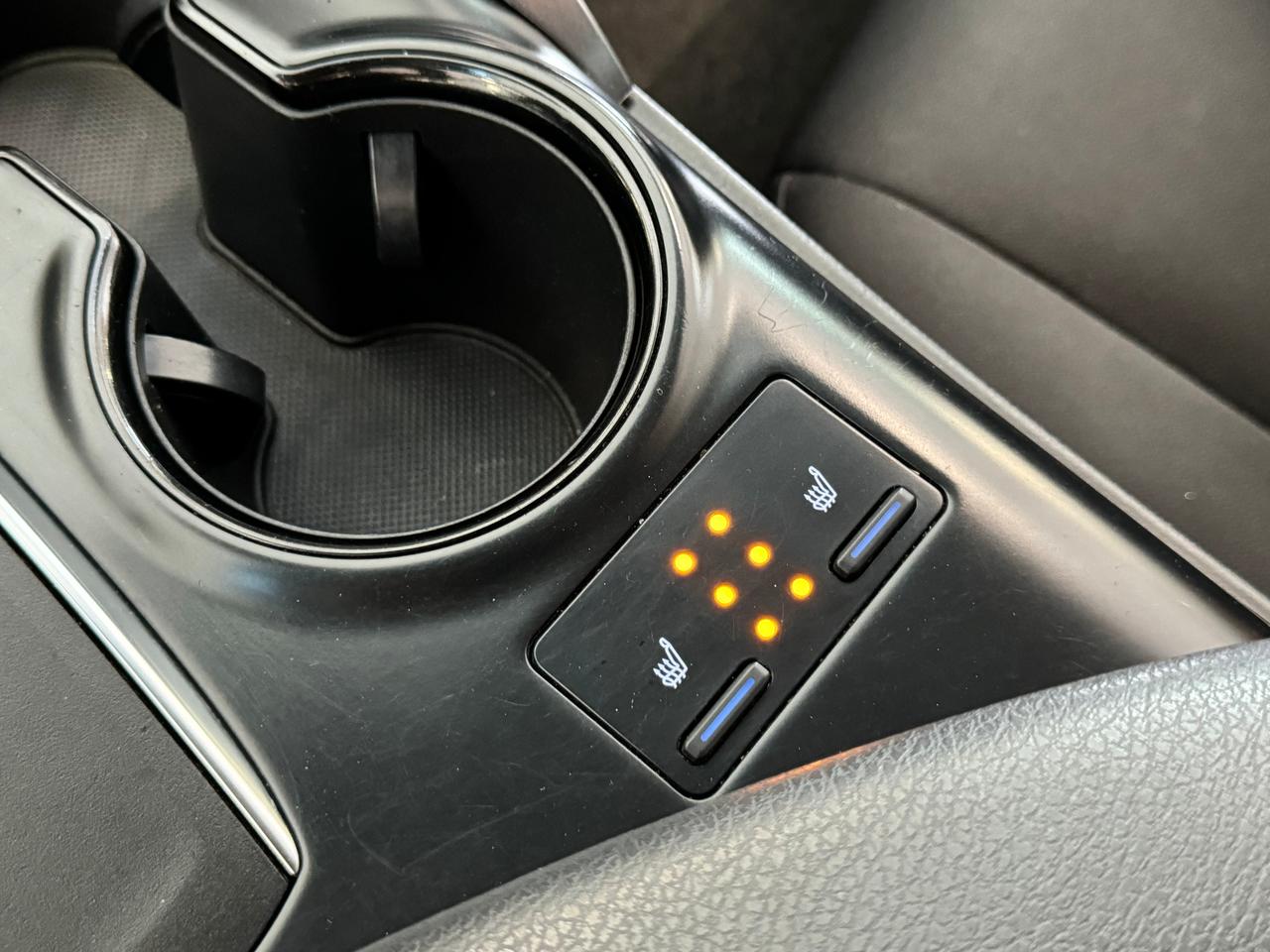 2019 Toyota Camry LE+Adaptive Cruise+Lane Keep Assis+Camera Photo