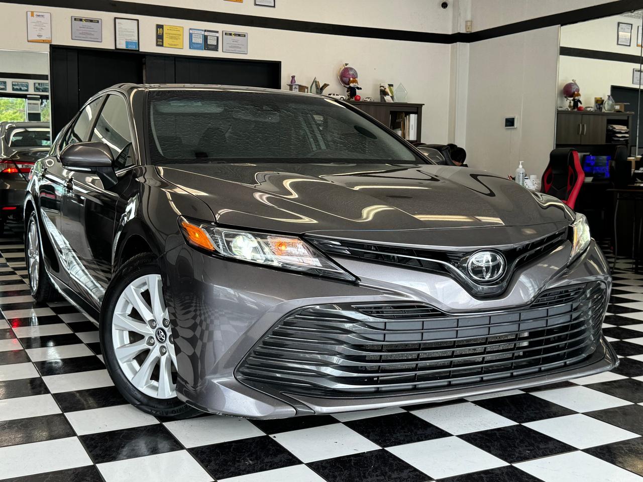 2019 Toyota Camry LE+Adaptive Cruise+Lane Keep Assis+Camera Photo