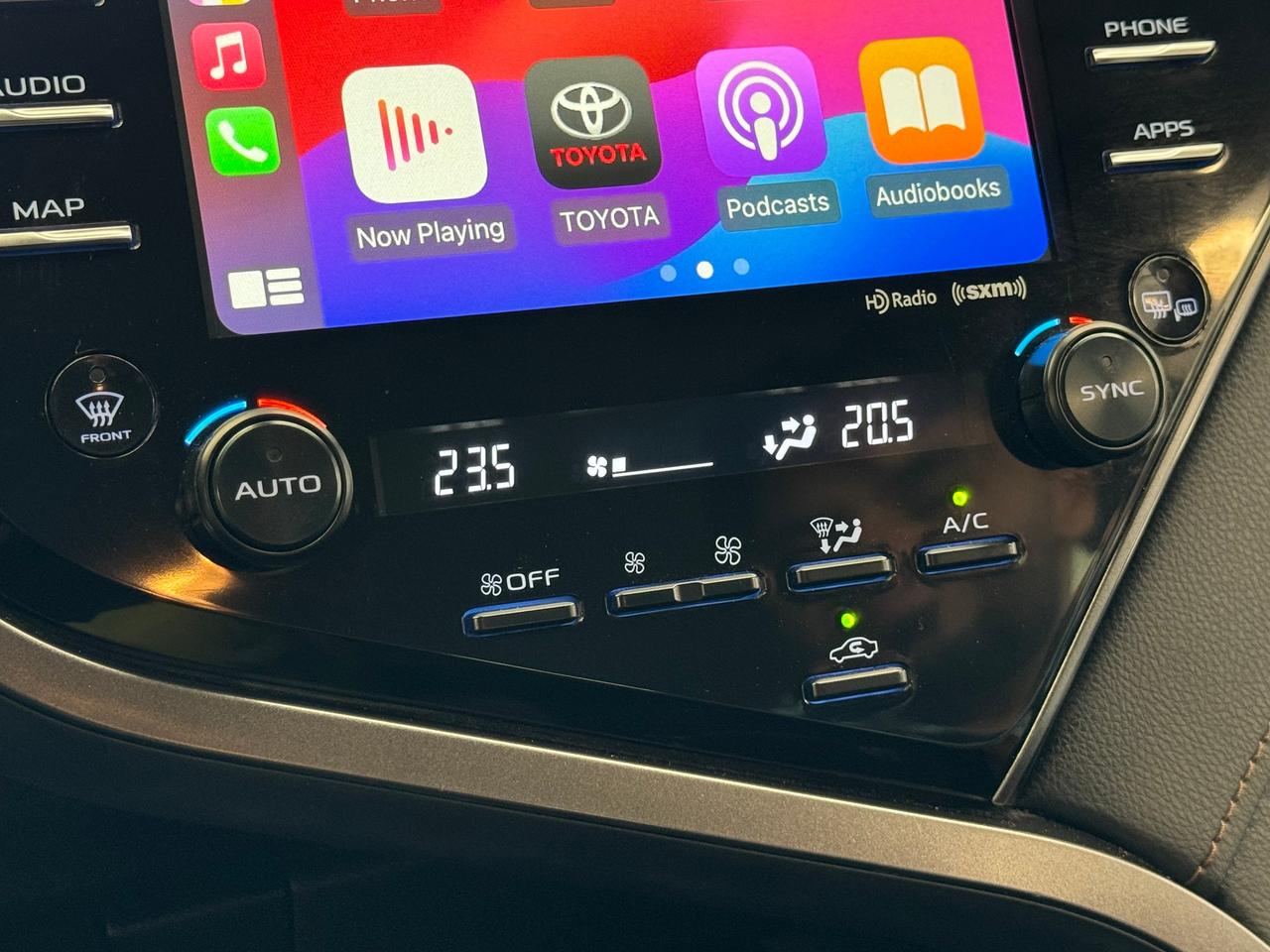 2019 Toyota Camry LE+Adaptive Cruise+Lane Keep Assis+Camera Photo
