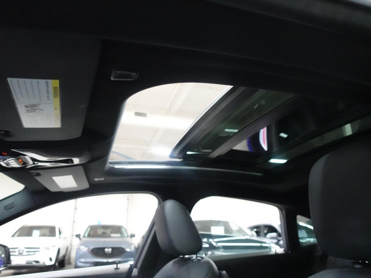 2020 BMW 2-Series 228i | xDrive | Nav | Leather | Panoroof | CarPlay