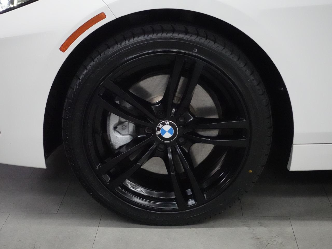 2020 BMW 2-Series 228i | xDrive | Nav | Leather | Panoroof | CarPlay