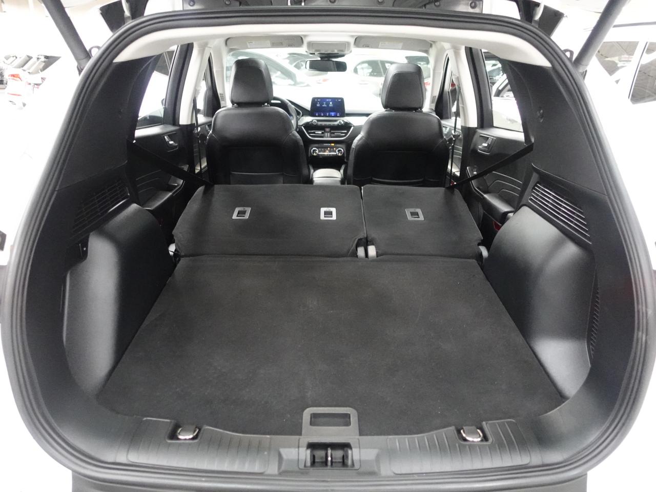 2020 Ford Escape SEL | AWD | Nav | Leather | Heated Seats | CarPlay