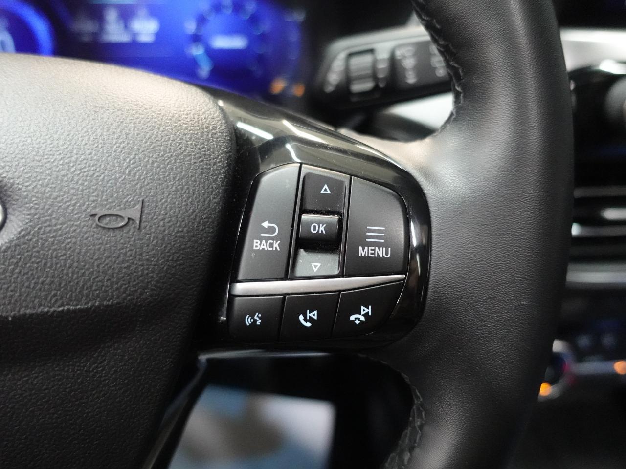 2020 Ford Escape SEL | AWD | Nav | Leather | Heated Seats | CarPlay