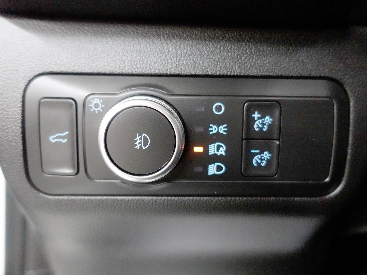 2020 Ford Escape SEL | AWD | Nav | Leather | Heated Seats | CarPlay