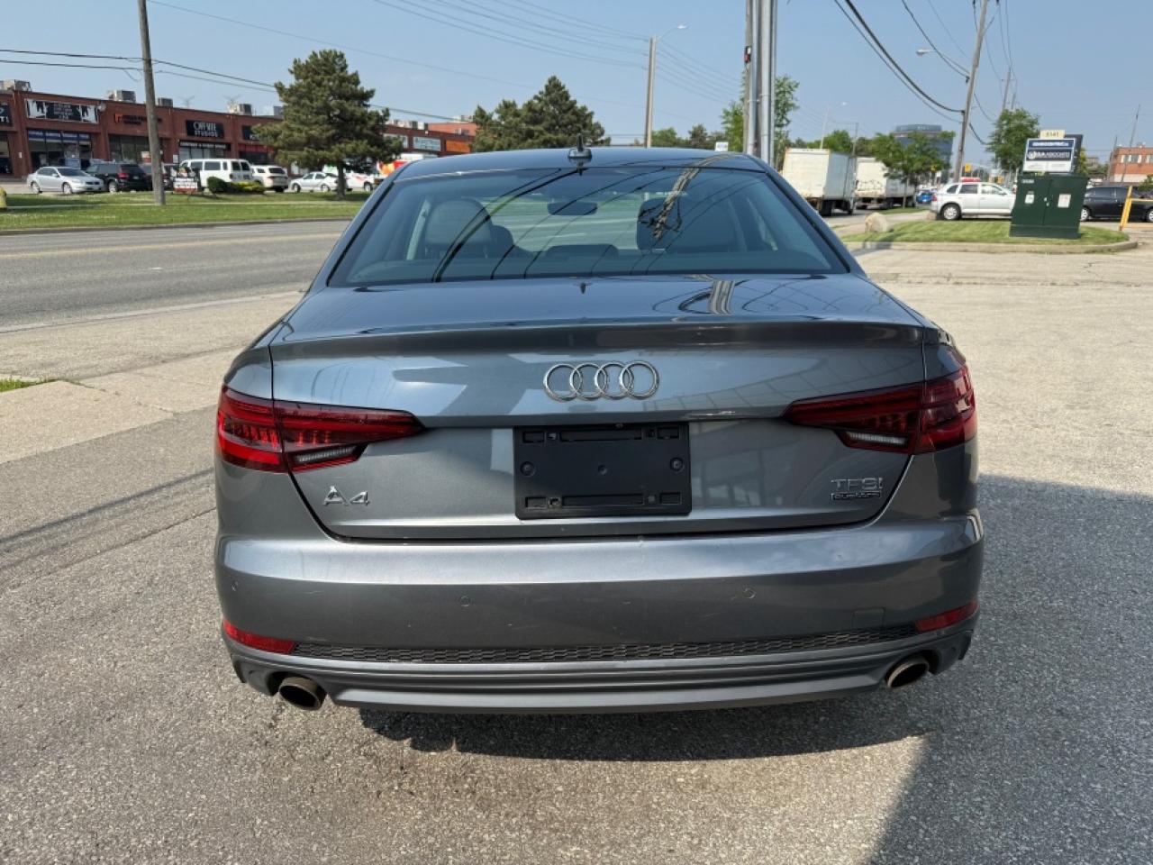 2018 Audi A4 2.0 TFSI quattro Progressiv - Photo #7