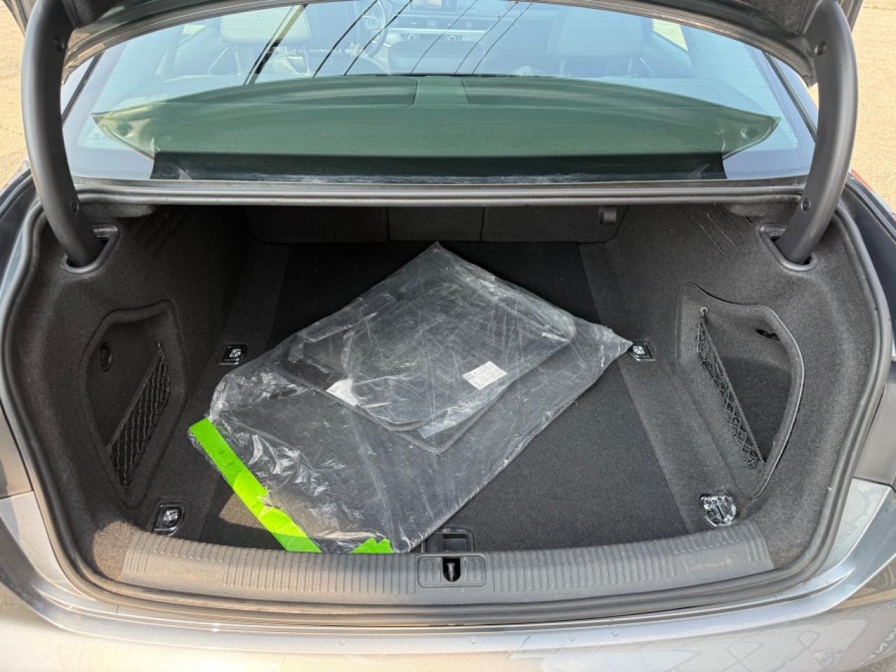 2018 Audi A4 2.0 TFSI quattro Progressiv - Photo #22