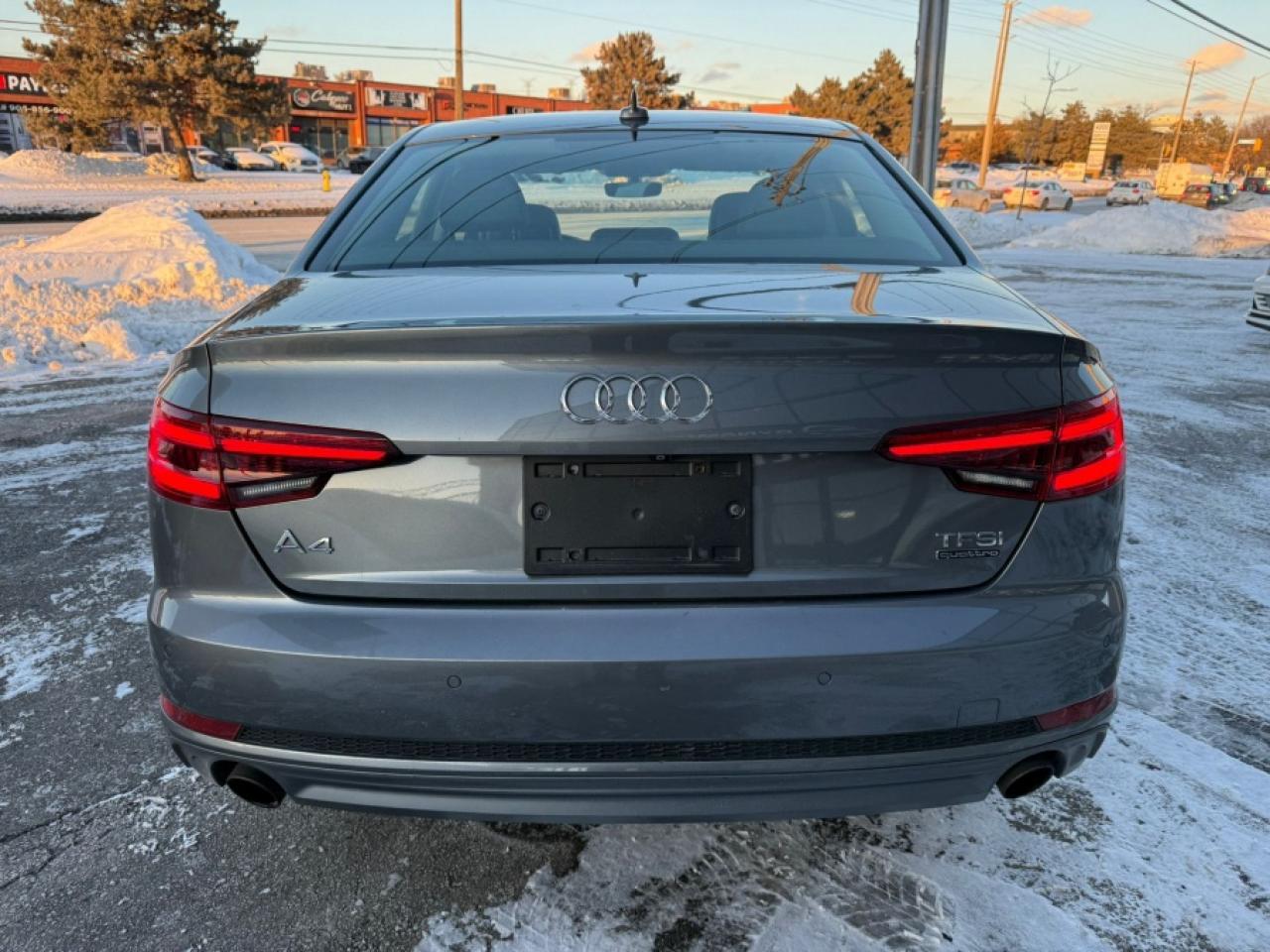2018 Audi A4 QUATTRO PROGRESSIV/ SUNROOF/ NAVIGATION/ REAR FRON - Photo #7