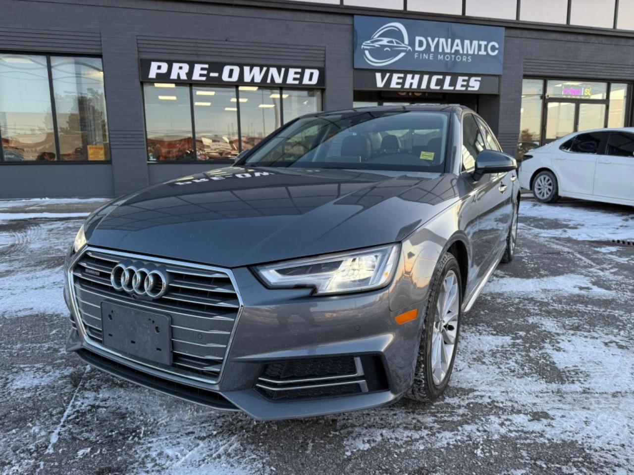 2018 Audi A4 QUATTRO PROGRESSIV/ SUNROOF/ NAVIGATION/ REAR FRON - Photo #10