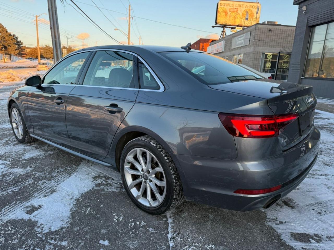 2018 Audi A4 QUATTRO PROGRESSIV/ SUNROOF/ NAVIGATION/ REAR FRON - Photo #8