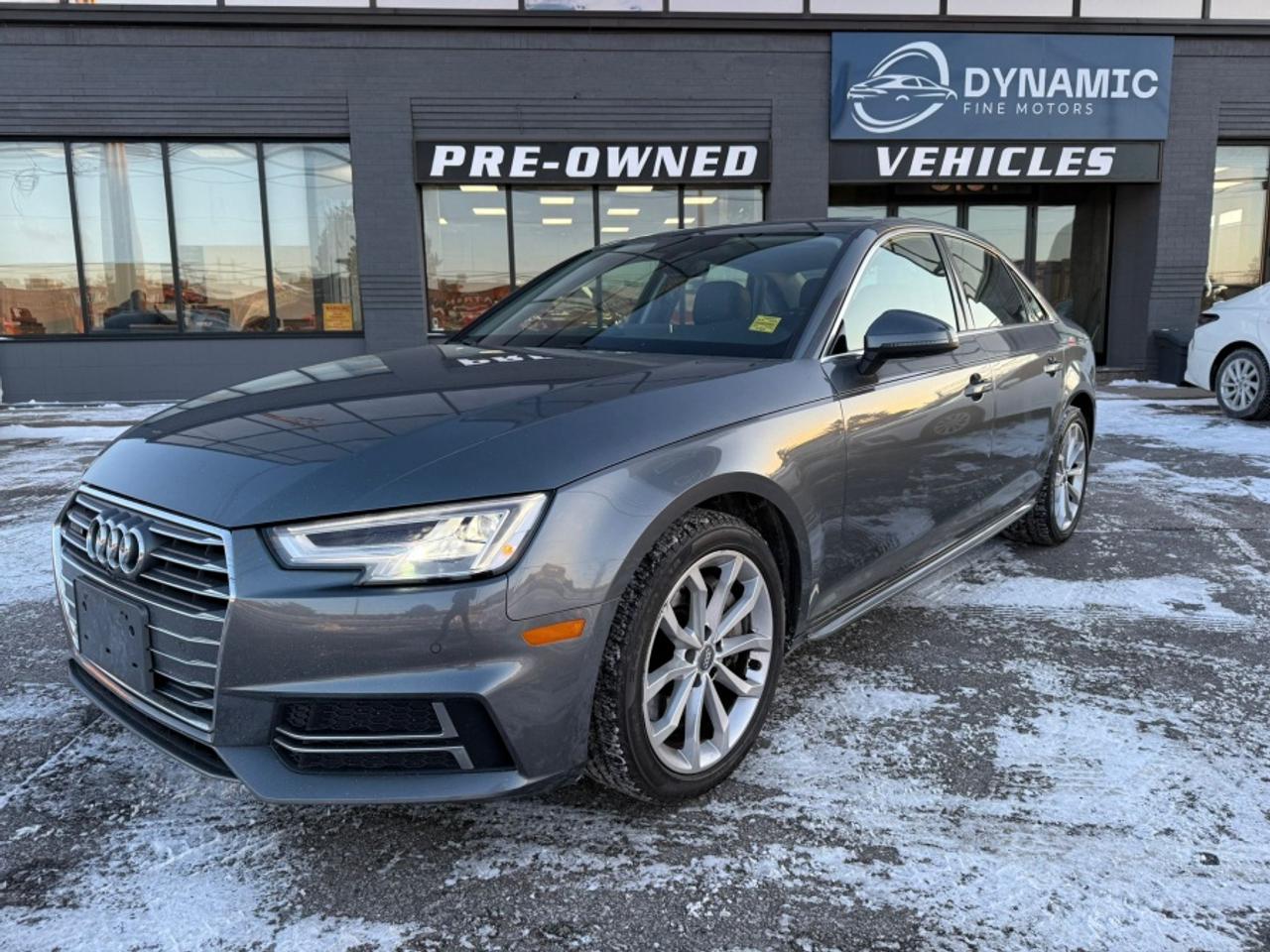 2018 Audi A4 QUATTRO PROGRESSIV/ SUNROOF/ NAVIGATION/ REAR FRON - Photo #2