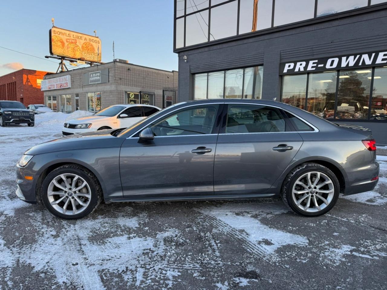 2018 Audi A4 QUATTRO PROGRESSIV/ SUNROOF/ NAVIGATION/ REAR FRON - Photo #9