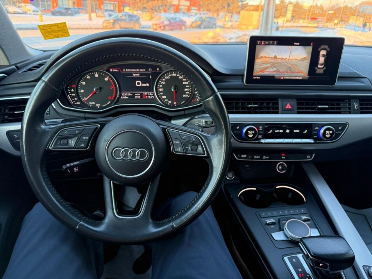 2018 Audi A4 QUATTRO PROGRESSIV/ SUNROOF/ NAVIGATION/ REAR FRON - Photo #13