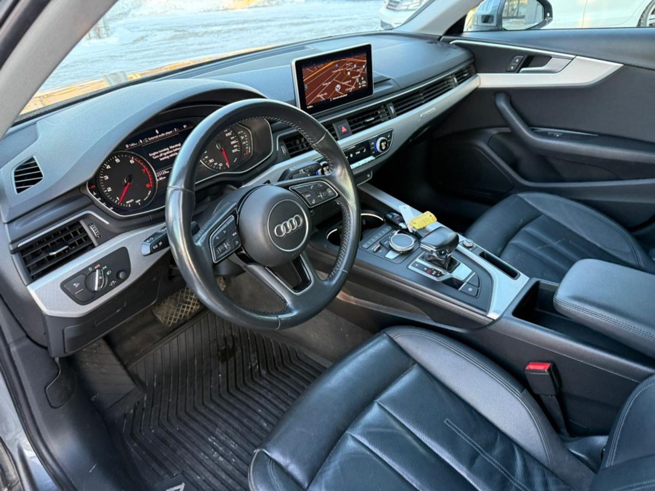 2018 Audi A4 QUATTRO PROGRESSIV/ SUNROOF/ NAVIGATION/ REAR FRON - Photo #12