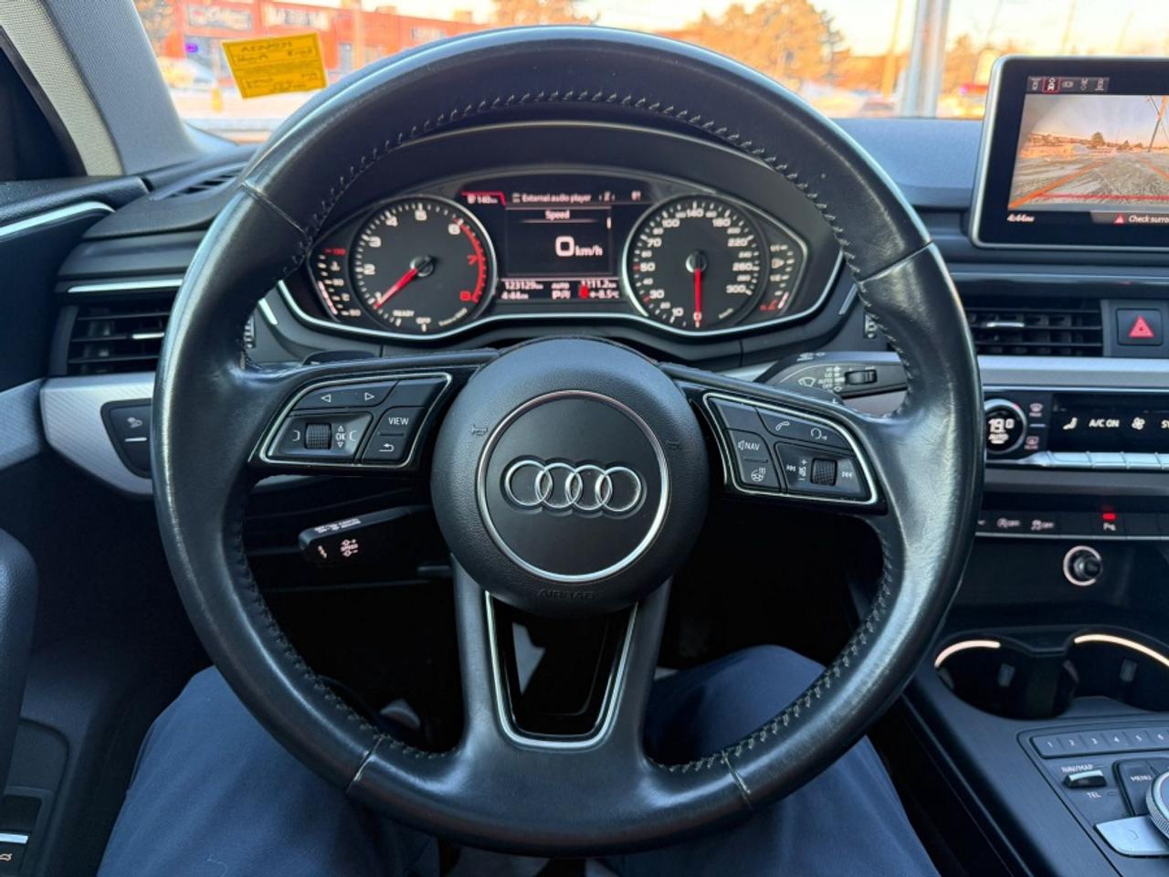 2018 Audi A4 QUATTRO PROGRESSIV/ SUNROOF/ NAVIGATION/ REAR FRON - Photo #14