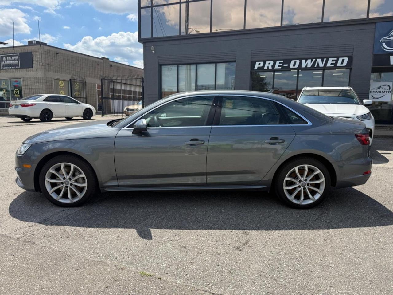 2018 Audi A4 QUATTRO PROGRESSIV/ SUNROOF/ NAVIGATION/ REAR CAM - Photo #8