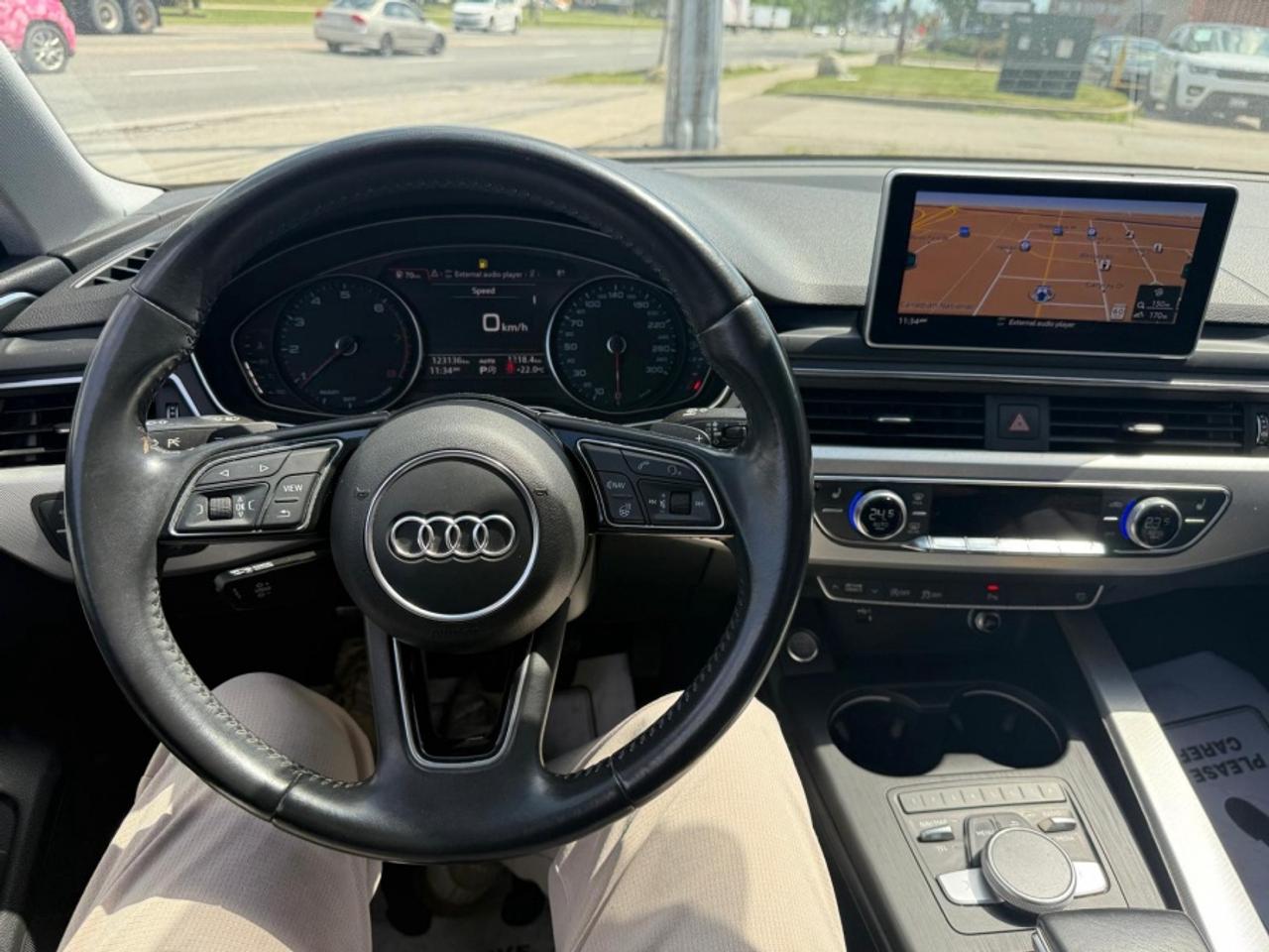 2018 Audi A4 QUATTRO PROGRESSIV/ SUNROOF/ NAVIGATION/ REAR CAM - Photo #14