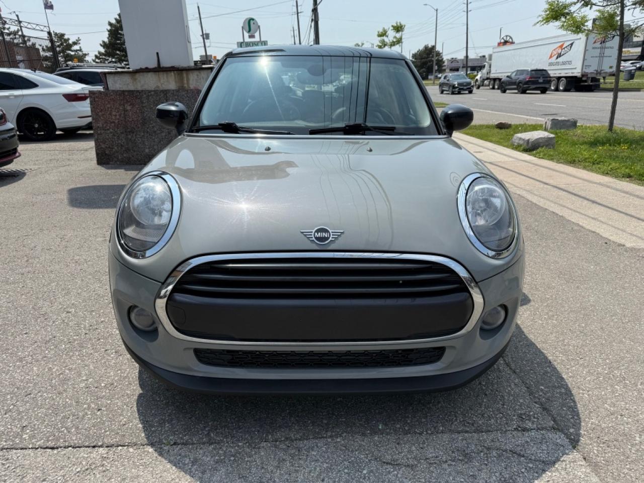2021 MINI HARDTOP 4 DOOR COOPER/LEATHER/NAVIGATION/SUNROOF/AUTO - Photo #6
