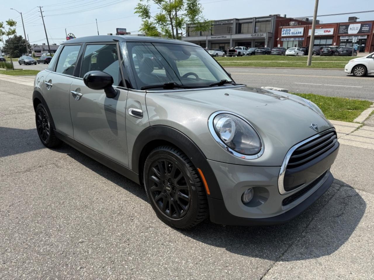 2021 MINI HARDTOP 4 DOOR COOPER/LEATHER/NAVIGATION/SUNROOF/AUTO - Photo #10