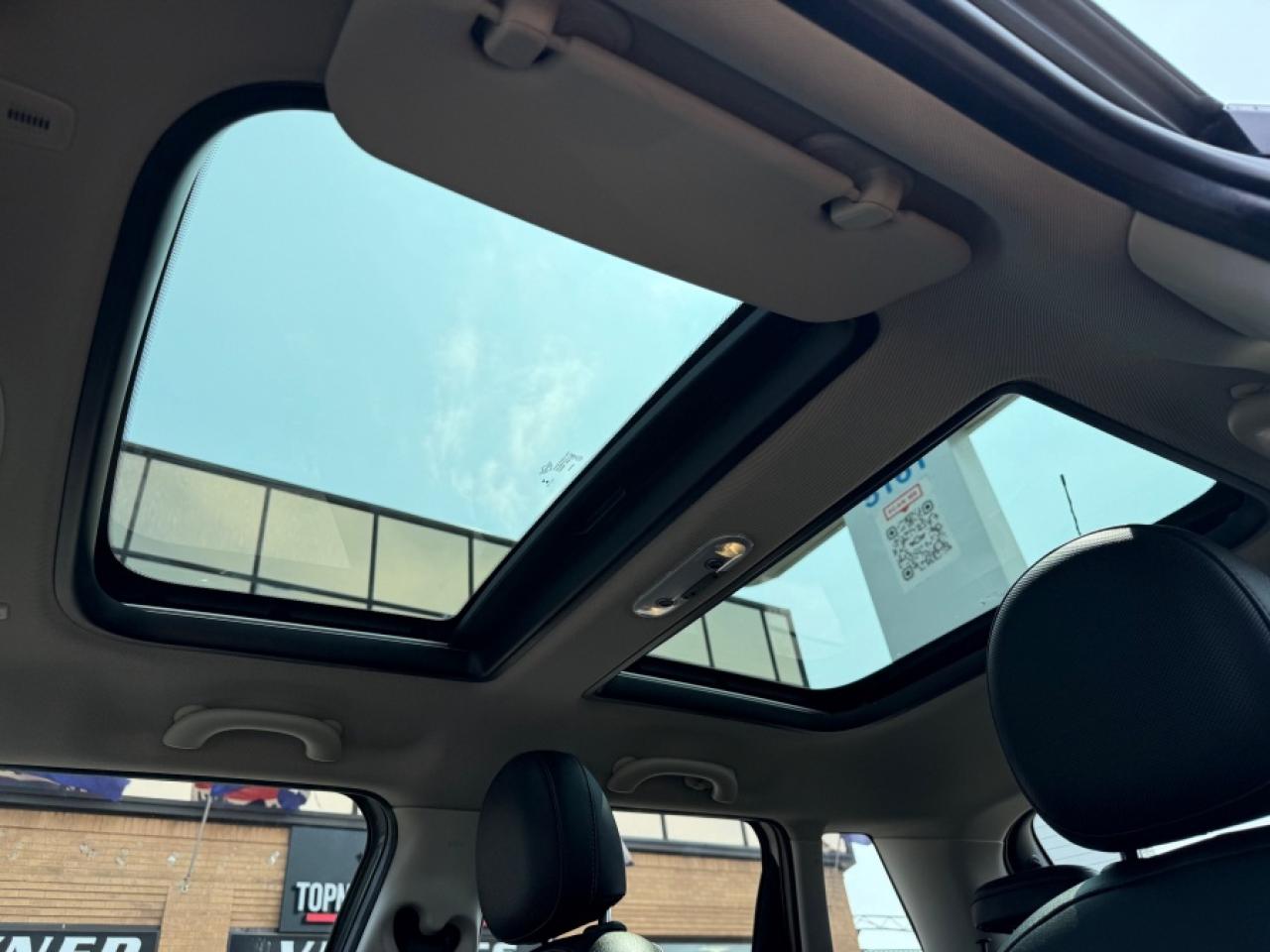 2021 MINI HARDTOP 4 DOOR COOPER/LEATHER/NAVIGATION/SUNROOF/AUTO - Photo #13