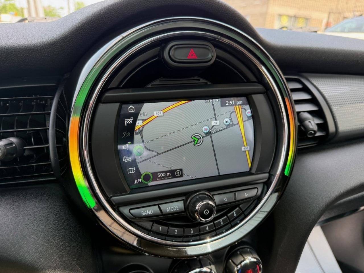 2021 MINI HARDTOP 4 DOOR COOPER/LEATHER/NAVIGATION/SUNROOF/AUTO - Photo #15