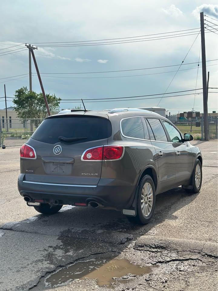 2011 Buick Enclave CX - Photo #4