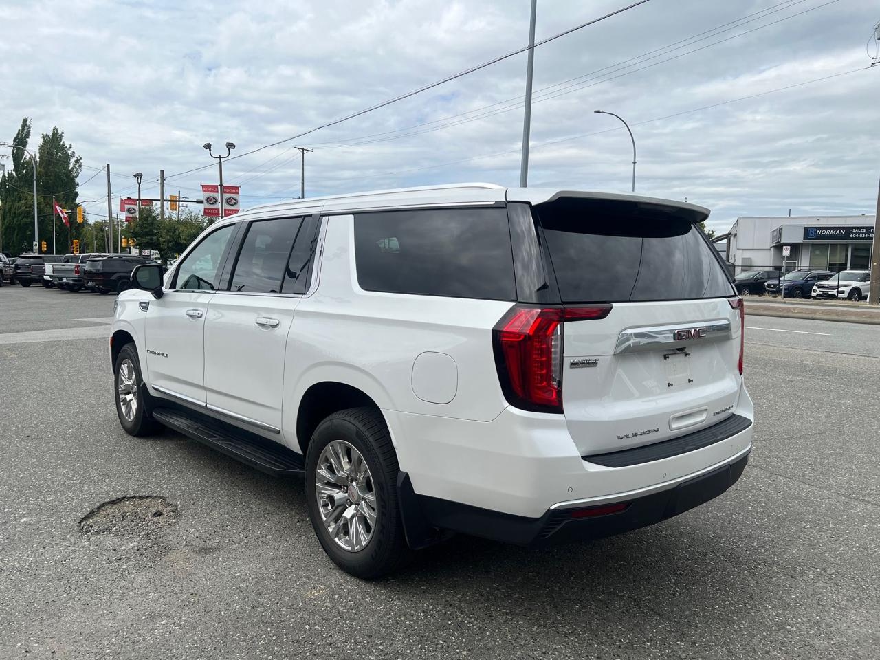 2021 GMC Yukon XL Denali Photo25