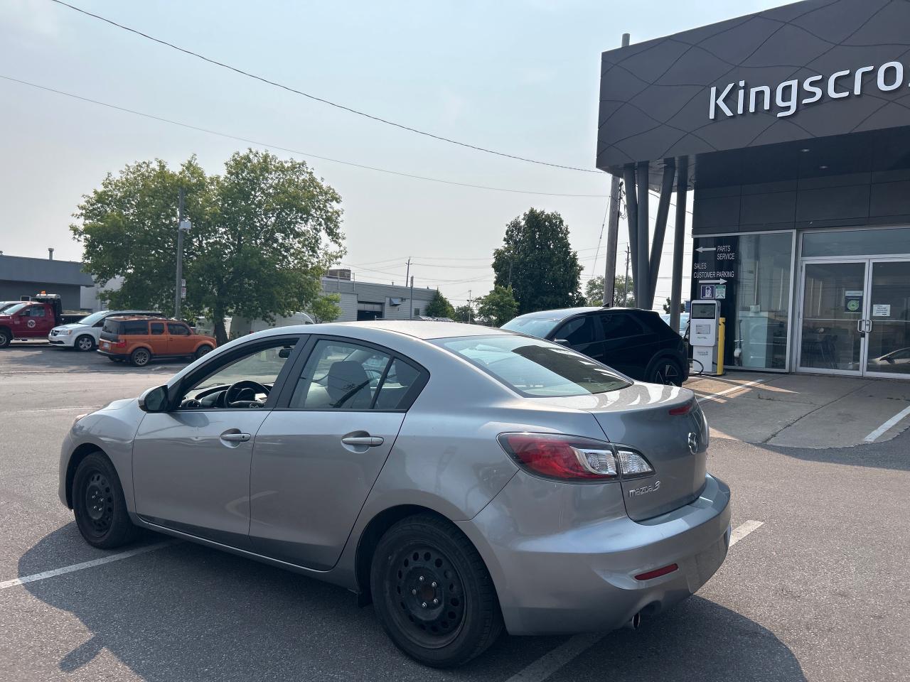 2012 Mazda MAZDA3 GS at Photo