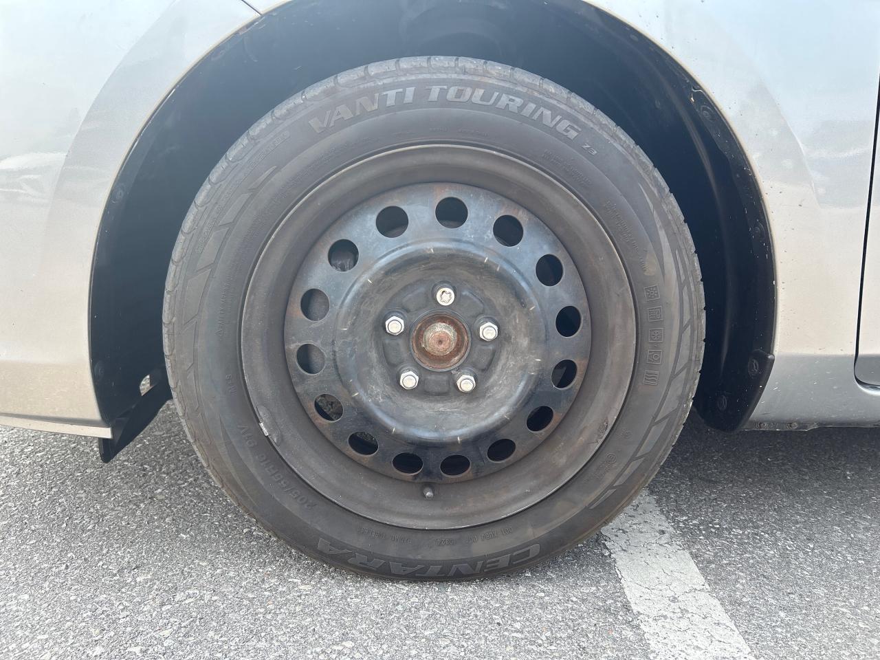 2012 Mazda MAZDA3 GS at Photo