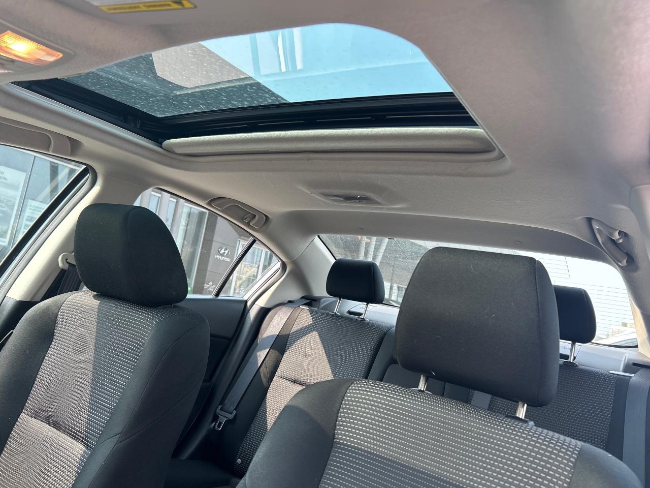 2012 Mazda MAZDA3 GS at Photo