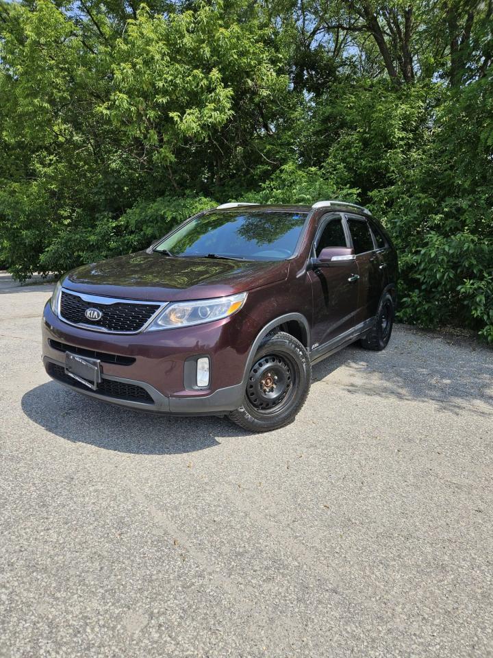 Used 2014 Kia Sorento LX AWD 4dr I4 GDI Auto for sale in Mississauga, ON