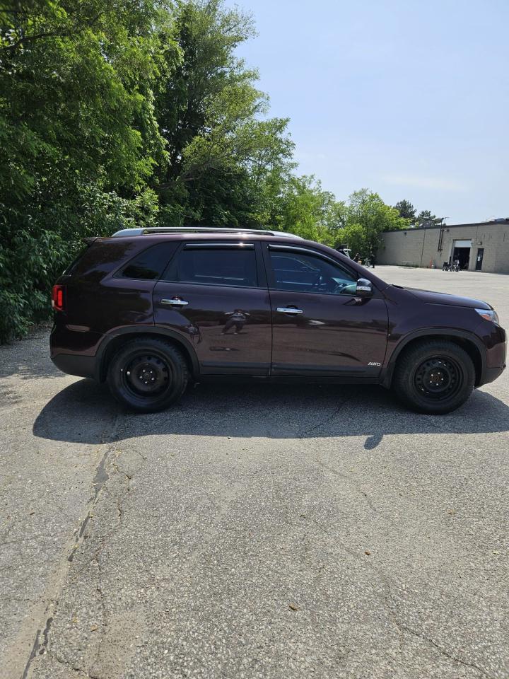 2014 Kia Sorento LX AWD 4dr I4 GDI Auto - Photo #11