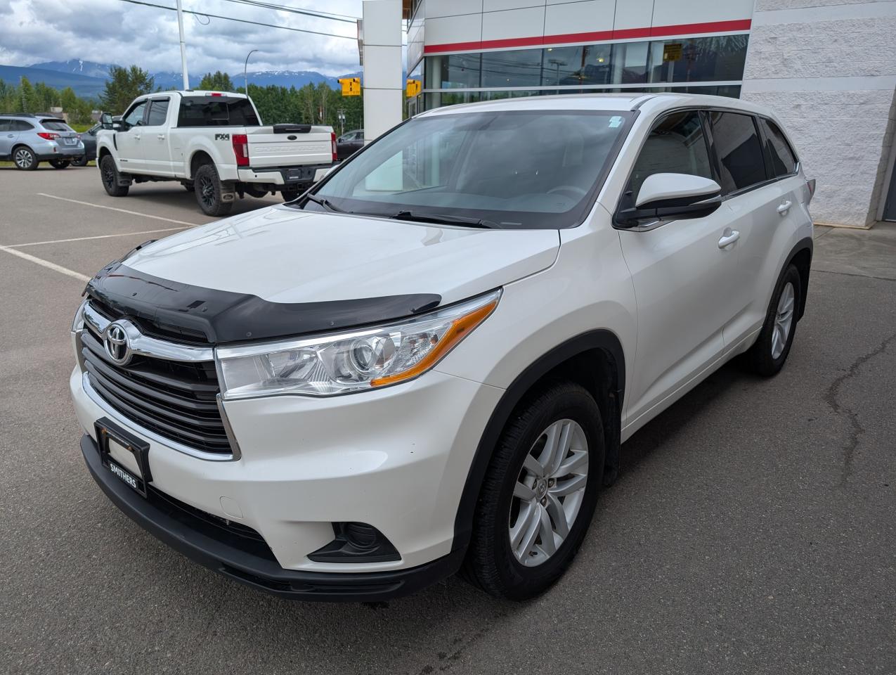 2015 Toyota Highlander LE AWD Photo2