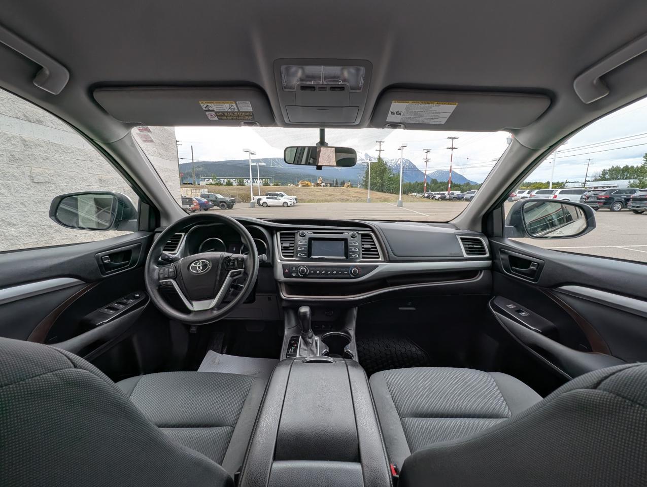 2015 Toyota Highlander LE AWD Photo