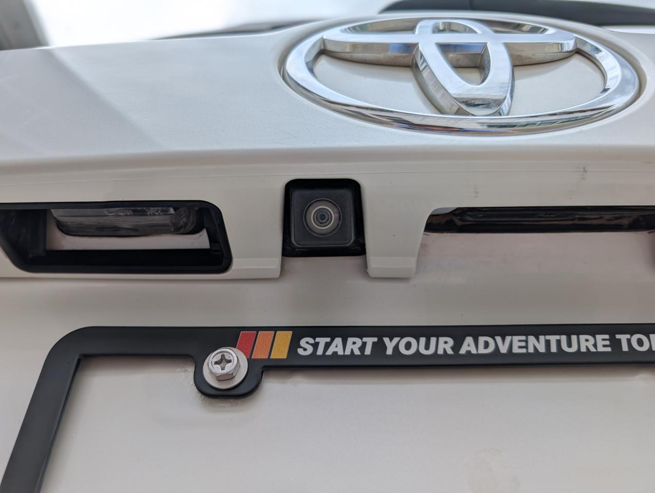2015 Toyota Highlander LE AWD Photo
