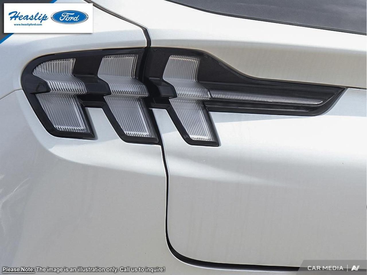 2025 Ford Mustang Mach-E Premium Photo5