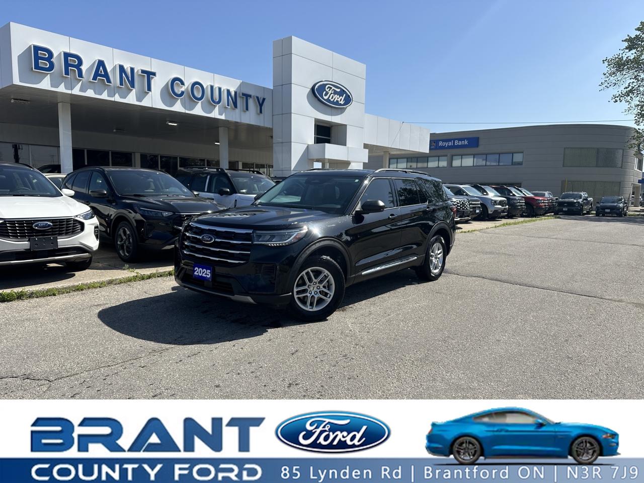 2025 Ford Explorer |AWD|7 PASSENGER|ONLY 20,000KM Photo0