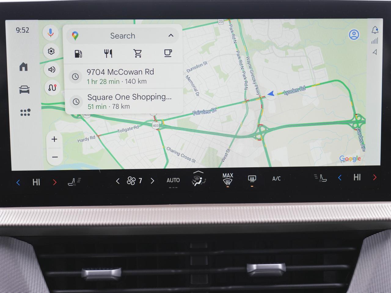 2025 Ford Explorer AWD | 7 PASS | NOT A RENTAL!! | LOW KM !! WARRANTY Photo