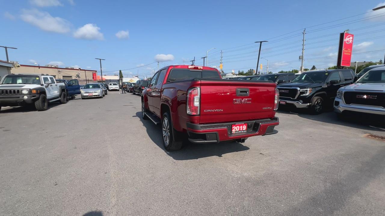 2019 GMC Canyon DENALI 4X4| LEATHER | CARPLAY | CREW| 20IN ALLOYS Photo