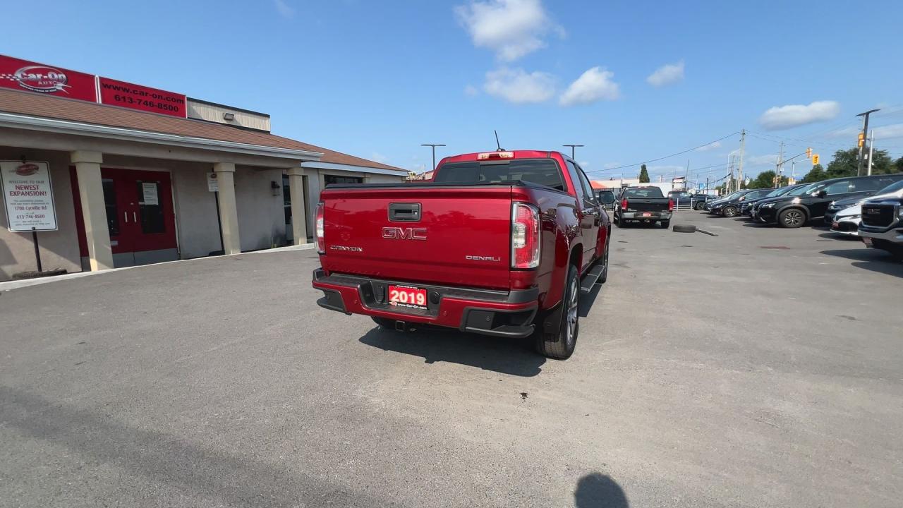 2019 GMC Canyon DENALI 4X4| LEATHER | CARPLAY | CREW| 20IN ALLOYS Photo