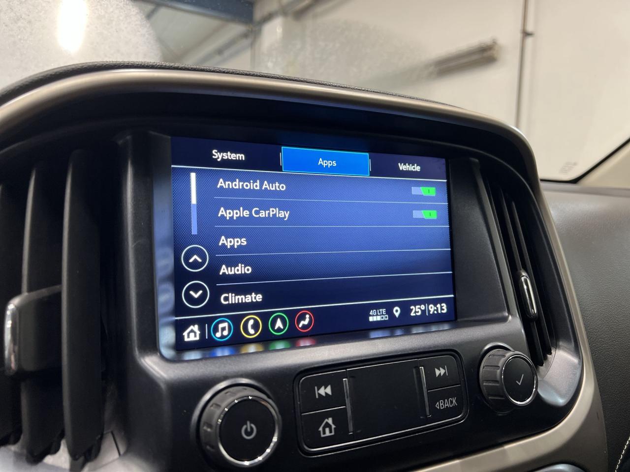 2019 GMC Canyon DENALI 4X4| LEATHER | CARPLAY | CREW| 20IN ALLOYS Photo