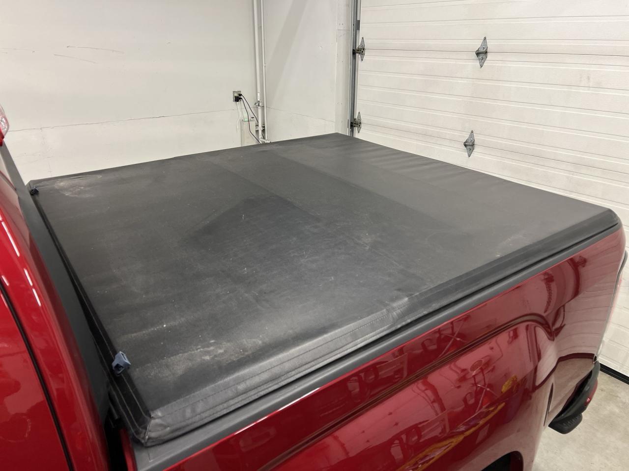 2019 GMC Canyon DENALI 4X4| LEATHER | CARPLAY | CREW| 20IN ALLOYS Photo