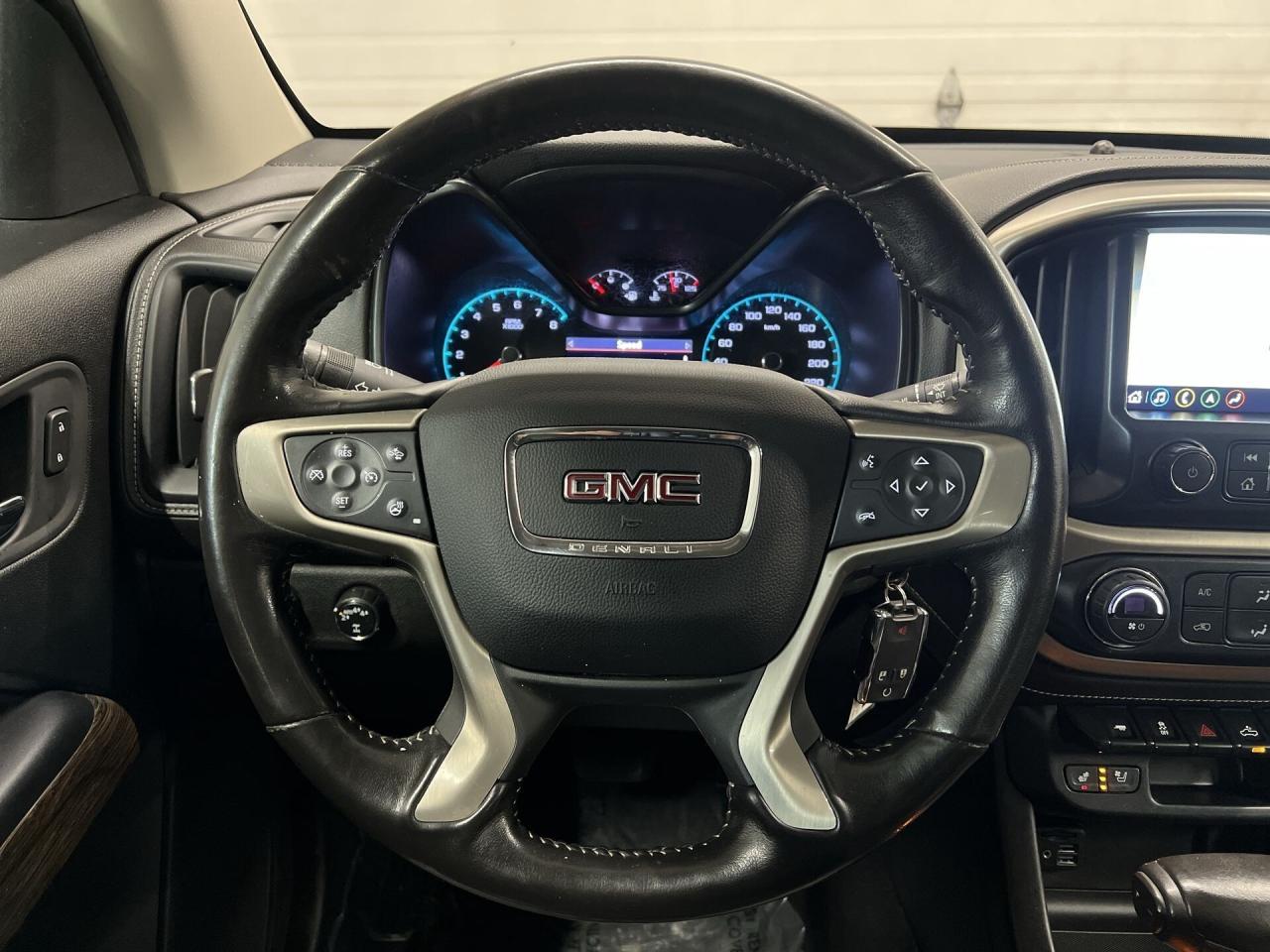 2019 GMC Canyon DENALI 4X4| LEATHER | CARPLAY | CREW| 20IN ALLOYS Photo