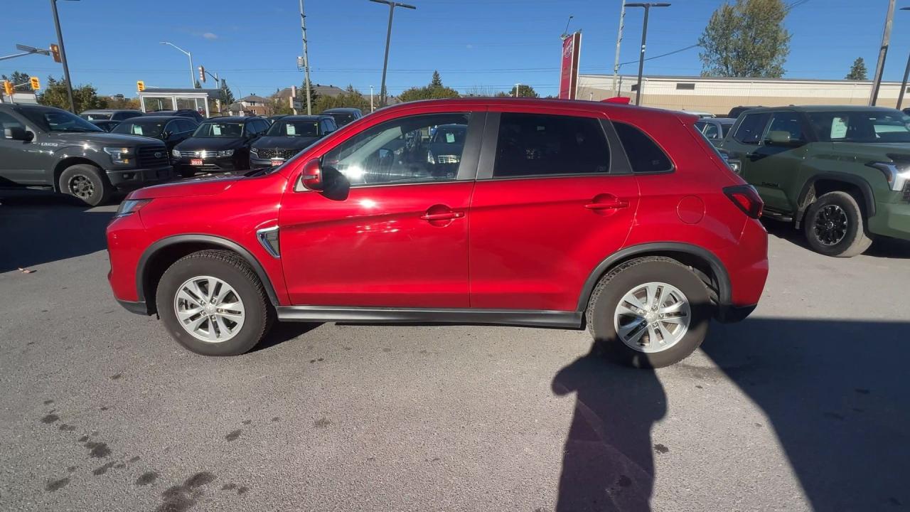 2021 Mitsubishi RVR SE AWD|HEATED SEATS|CARPLAY|REAR CAM|16IN ALLOYS Photo