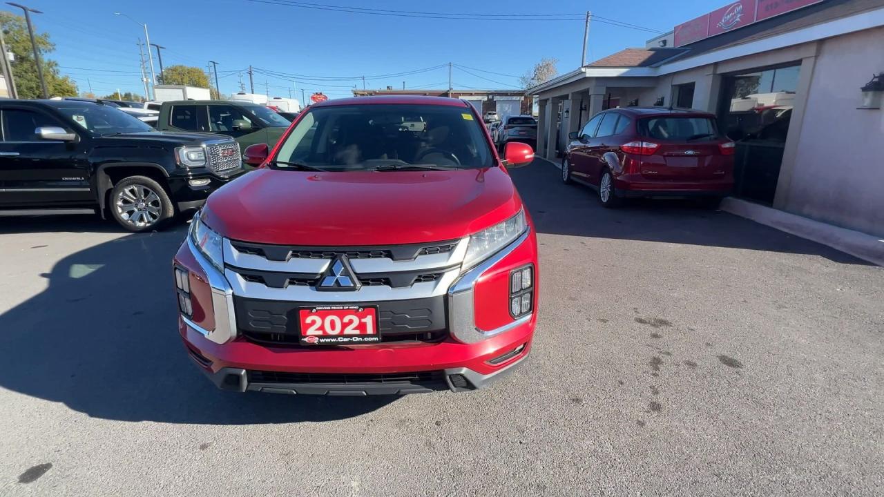 2021 Mitsubishi RVR SE AWD|HEATED SEATS|CARPLAY|REAR CAM|16IN ALLOYS Photo2