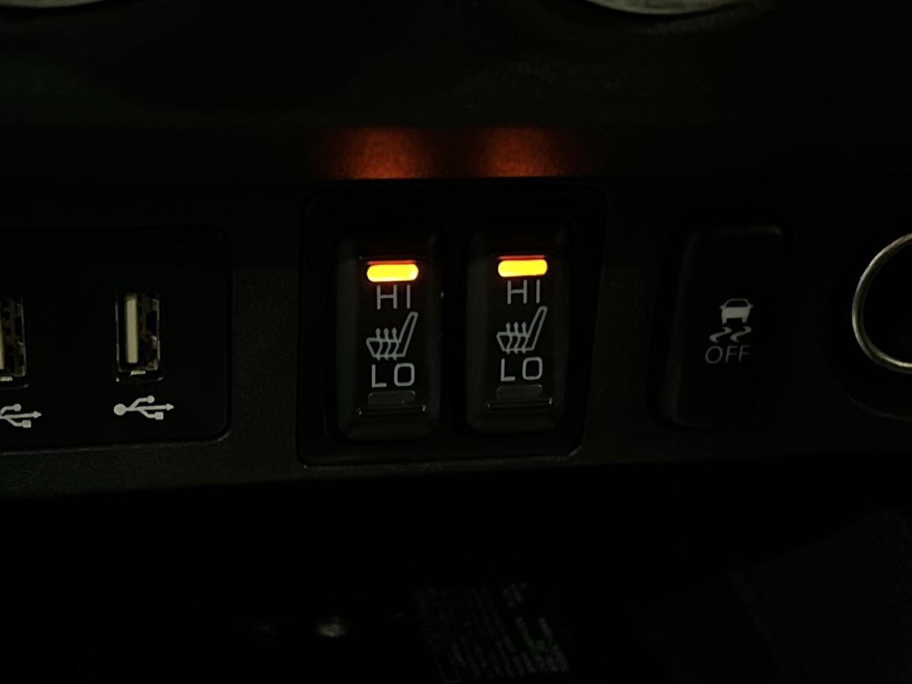 2021 Mitsubishi RVR SE AWD|HEATED SEATS|CARPLAY|REAR CAM|16IN ALLOYS Photo