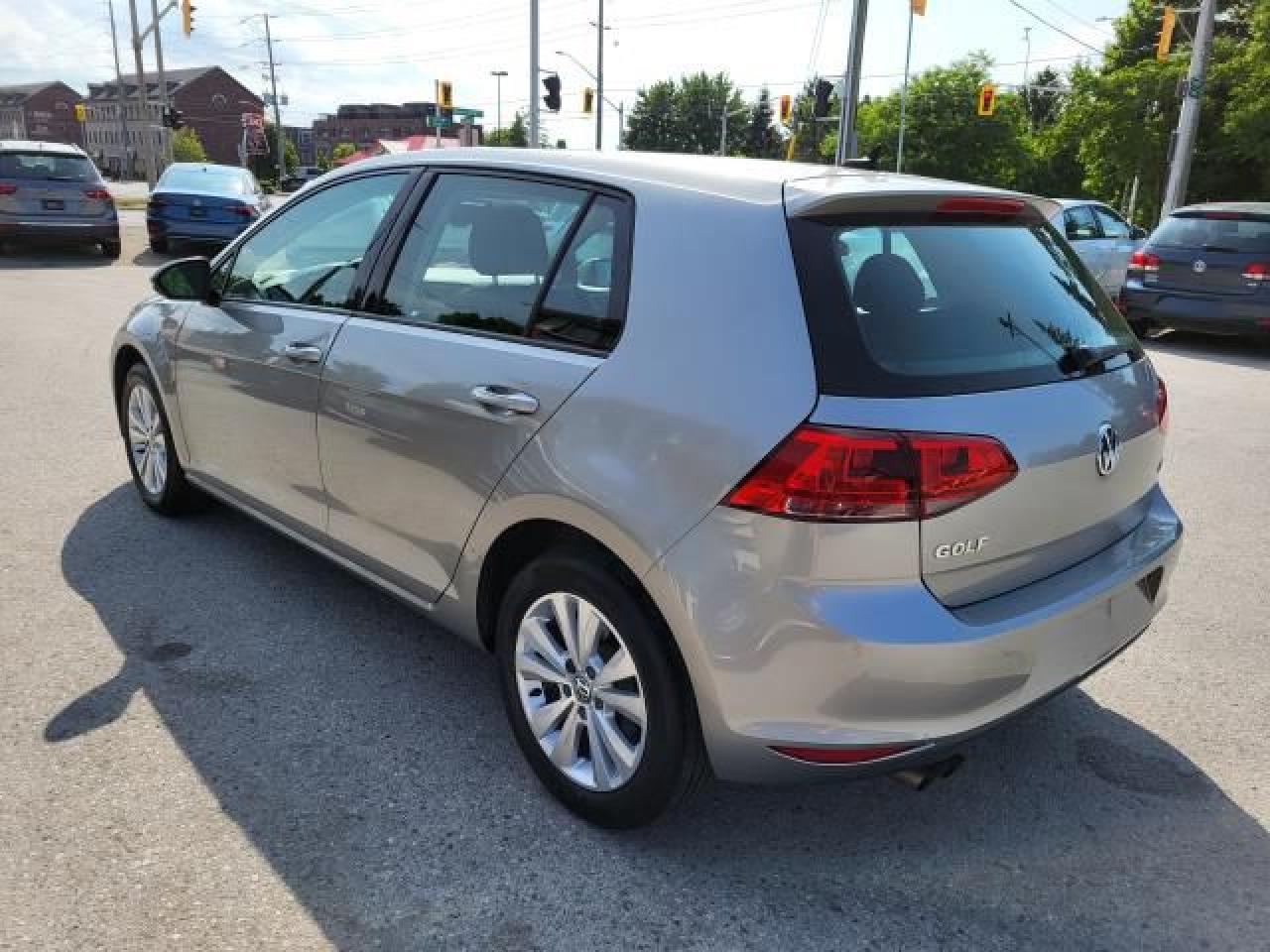 2016 Volkswagen Golf COMFORTLINE Photo28